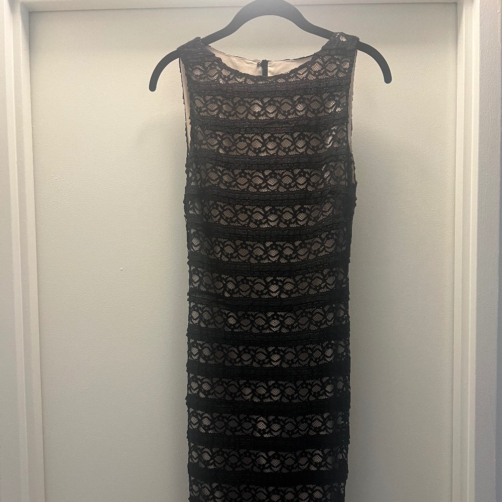 Alice + Olivia Black Lace Midi Dress